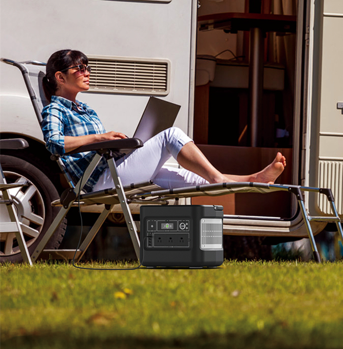 1000W Rechargeable Solar Generator For Mobile Charging