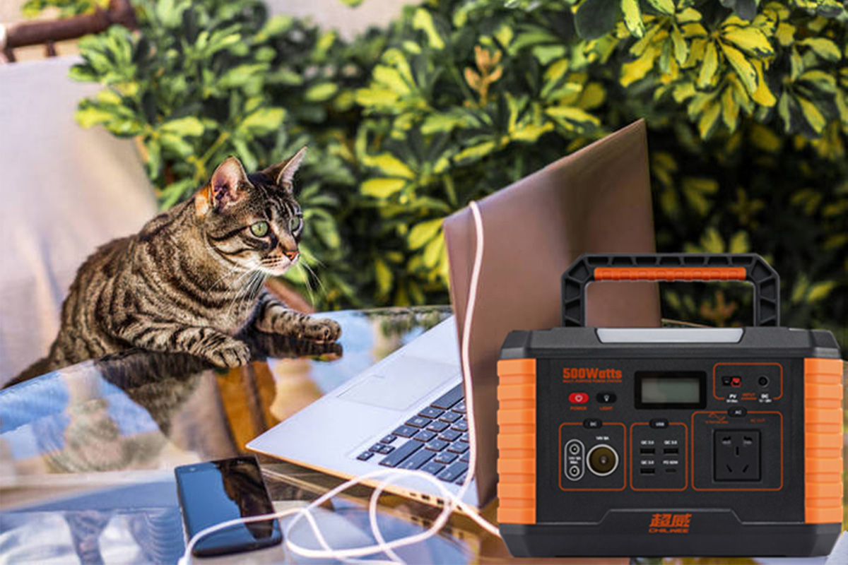 500W Waterproof Solar Generator For Outdoor Charging